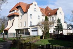 Bartmannshagen, Herrenhaus von Südwesten, April 2016; Foto: D. Schnell