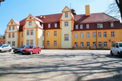 Berkenbrügge (Brzeziny), Herrenhaus, Nordseite, April 2013; Foto: D. Schnell